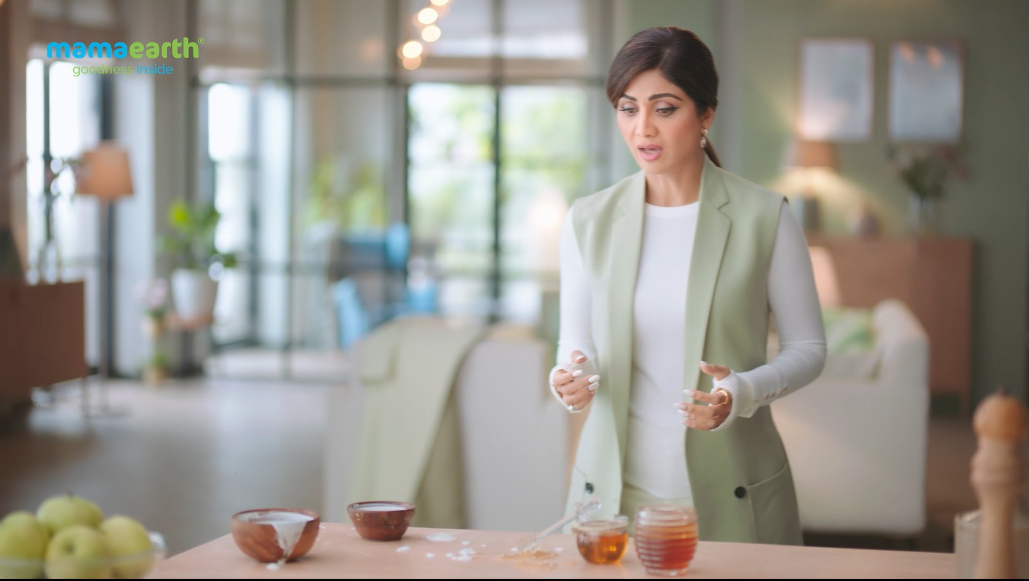 Mamaearth commercial with Shilpa Shetty